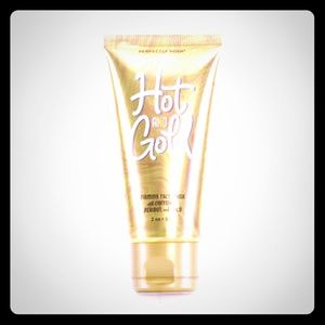 Perfectly posh products 100% natural plant based